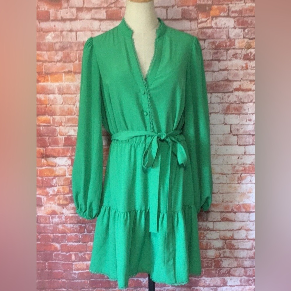 Adrianna Papell Kelly Green Button Down Belted Tiered Shirt Dress